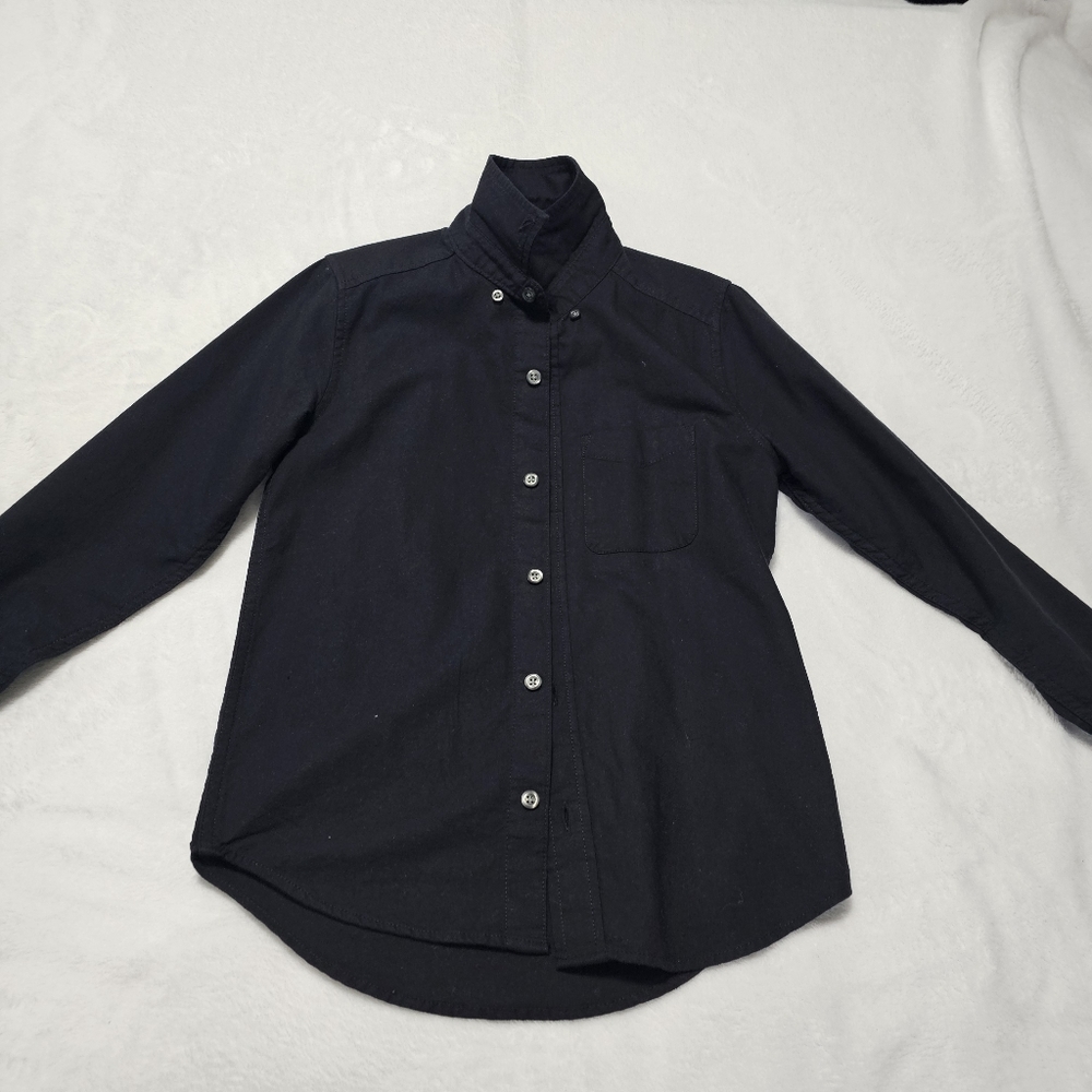 2 for $10 Long sleeves Kids Dress shirts. Blue and Black. Size 8